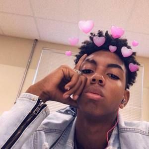 Meet your Posher, Evan